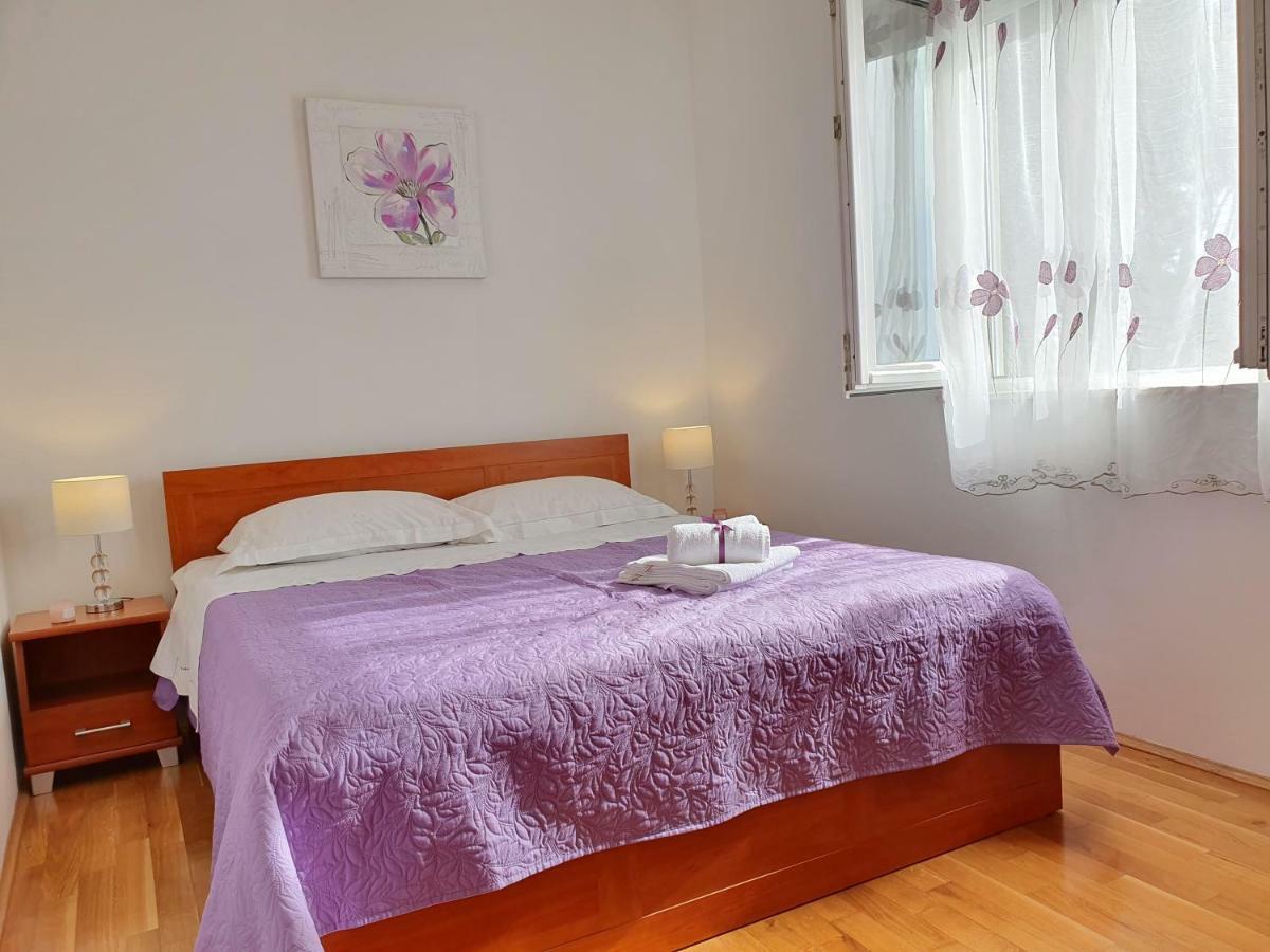 Apartment Tihana Trogir Kültér fotó