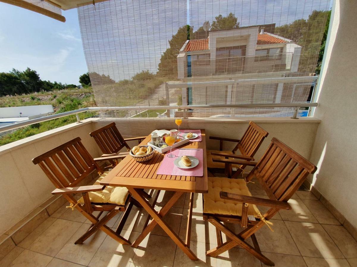 Apartment Tihana Trogir Kültér fotó