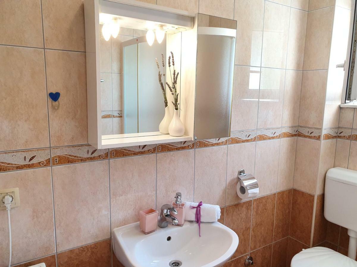 Apartment Tihana Trogir Kültér fotó